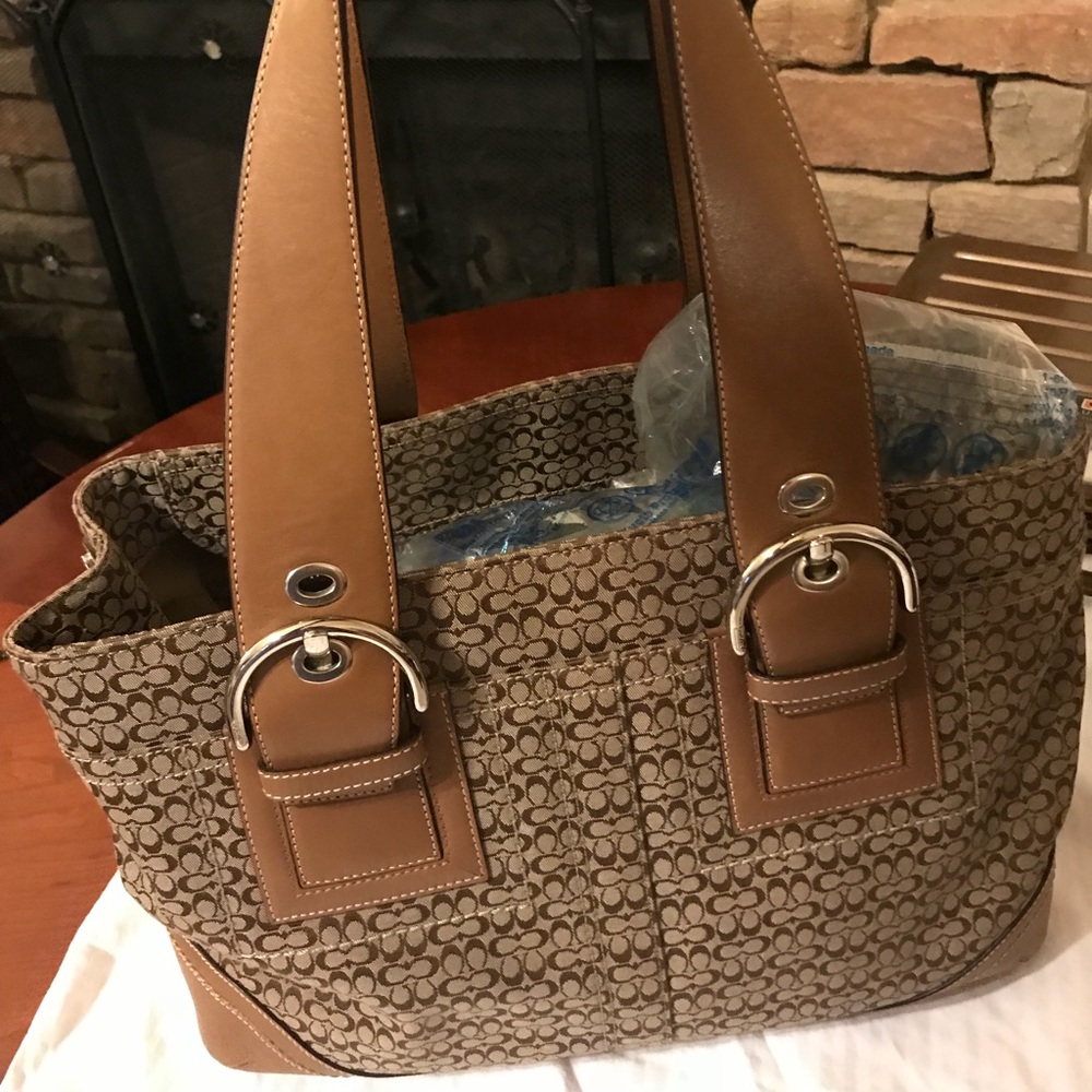 Coach Soho Large Tan Jacquard Bag Tote Brown